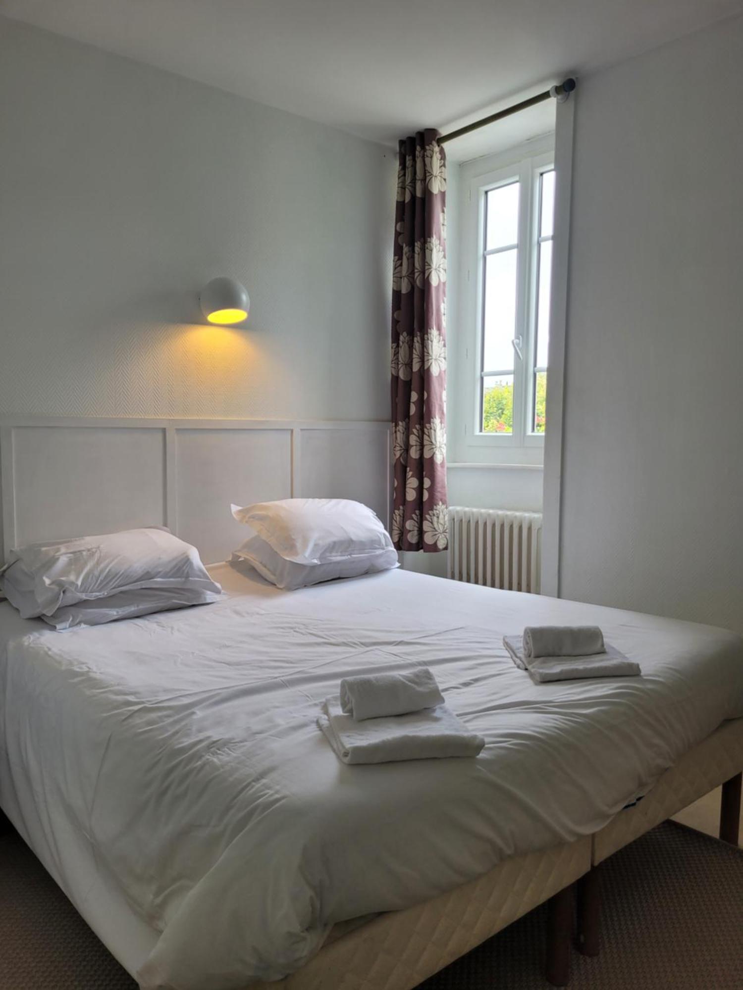 Hotel Duchesse Anne ディナン エクステリア 写真