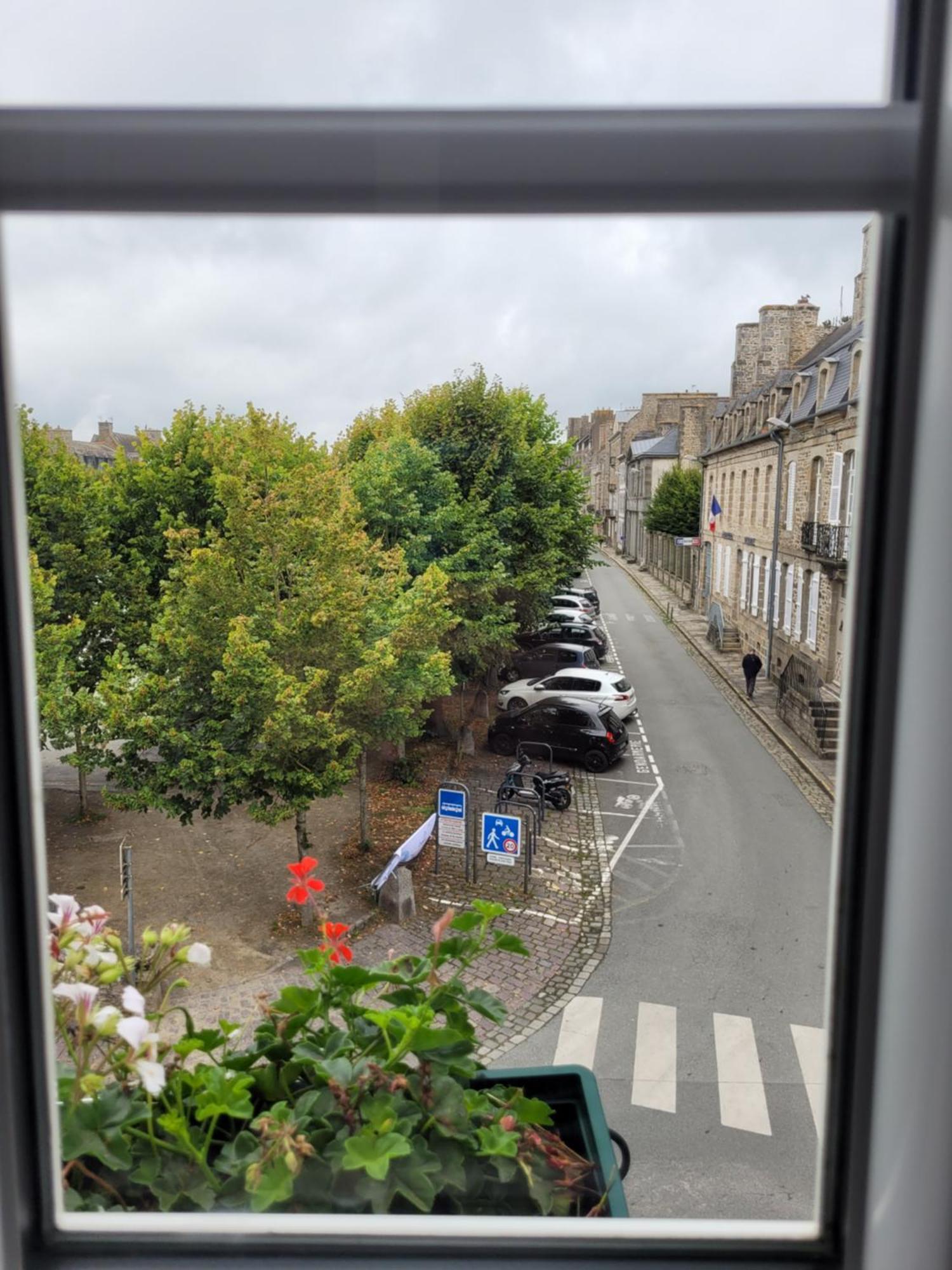Hotel Duchesse Anne ディナン エクステリア 写真