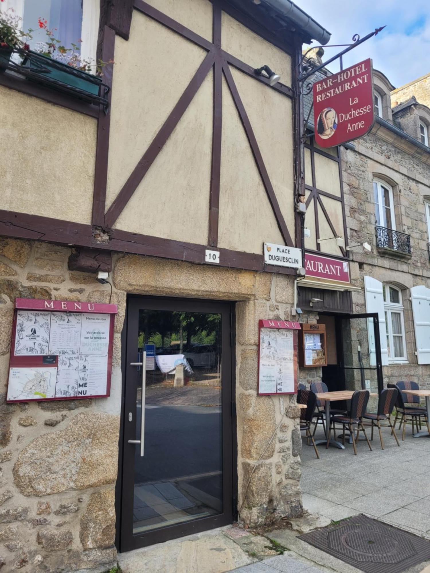 Hotel Duchesse Anne ディナン エクステリア 写真